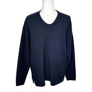 Perry Ellis Dark Black Boucle V-Neck Long Sleeve Grandmacore Pull Over Sweater
